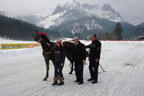 Siegerpferd Karthago Casai von Sonja Fraas mit Preisspender Josef Lackner und ( verhindert ) Erwin Unterrainer  TVB Kitzbüheler Alpen/  Kirchdorf und Erpfendorf